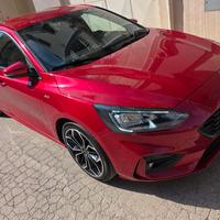 Ford Focus StLine 1.5 -  120 cv - 6 marce