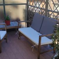 salottino in legno da esterno