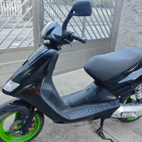 Aprilia SR raffreddato a liquido con libretto