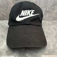Cappello Nike | Colore Nero e bianco | Unisex