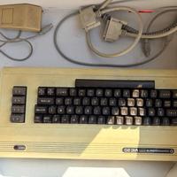 Commodore VIC-20 vintage + mouse Apple anni ’80 –