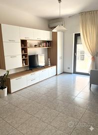 Appartamento via Cappuccini con locale e terrazzo