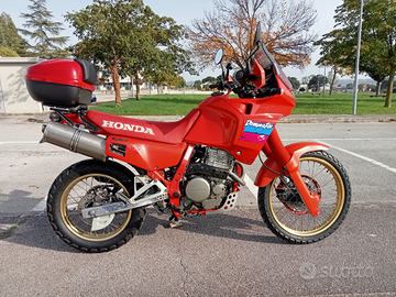 Honda Dominator 650 FMI