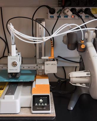 BambuLab A1 mini + AMS Light + Set Piatti e Hotend