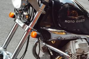 Modo Guzzi 750 Nevada anno 1999