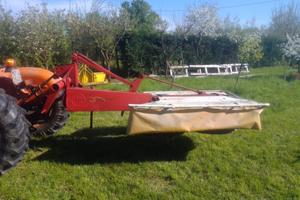 Falciatrice PZ 180 di lavoro