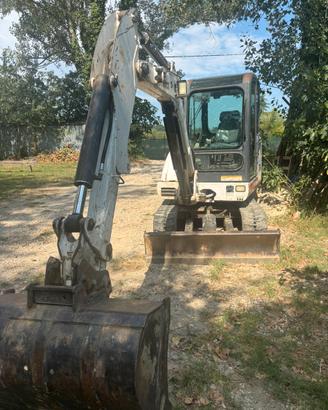 Escavatore 35 quintali