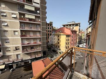 4 LOCALI A LA SPEZIA