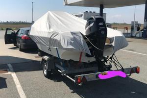 Barca  motore carrello