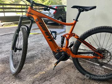 E-Mtb elettrica biammortizzata Giant Stance E+2