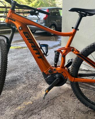 E-Mtb elettrica biammortizzata Giant Stance E+2
