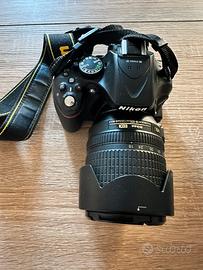 Nikon Digital Camera D5200 con borsa