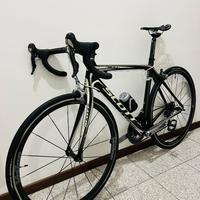 Bici da corsa in carbonio