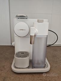 macchina da caffè nespresso 