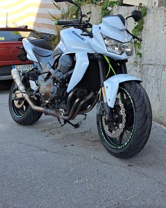 kawasaki z750 anno 2012