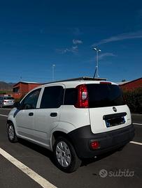 Fiat panda van 1.0 hybrid anno 2021