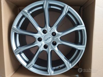 Cerchio in lega MAK ''19 mod. DaVinci NUOVO