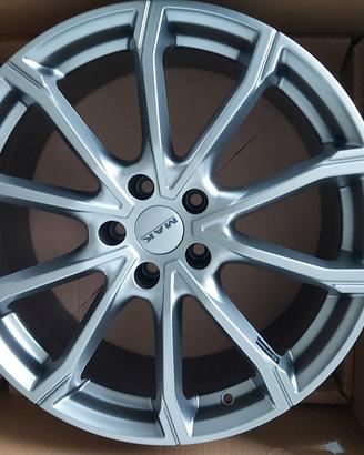 Cerchio in lega MAK ''19 mod. DaVinci NUOVO