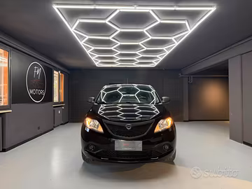 Lancia Ypsilon 1.2 69 CV 5 porte GPL Ecochic Black