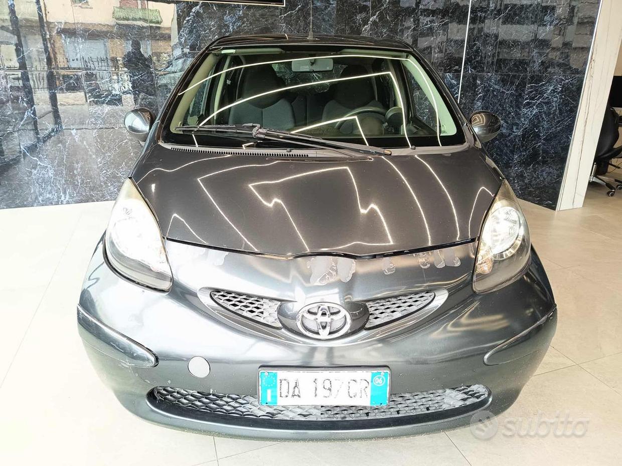 TOYOTA Aygo 1ª serie