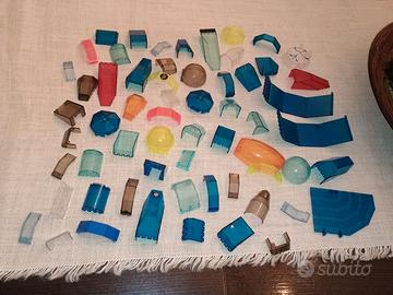 Lotto Lego 60 pezzi solo trasparenti.