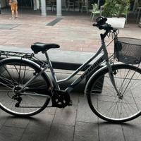 Bicicletta City bike da donna