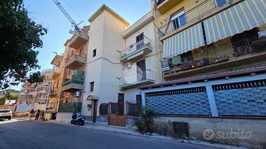 3 LOCALI A PALERMO