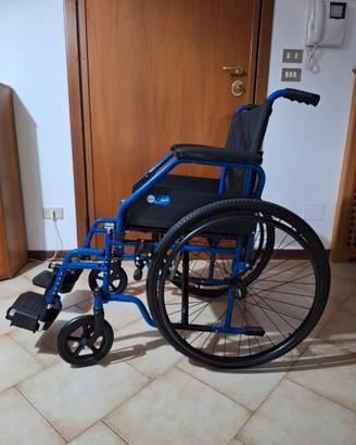 Carrozzina per anziani