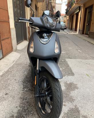 Scooter sym symphony