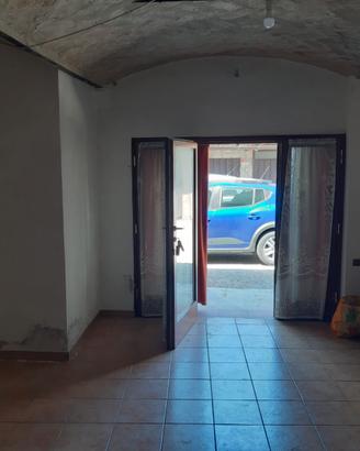 Deposito magazzino ufficio