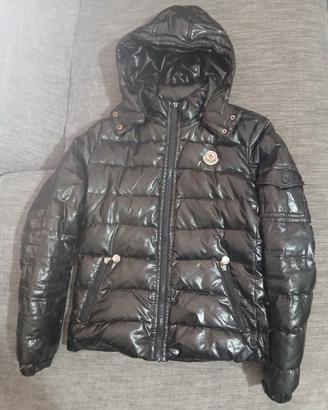 Moncler Piumino Nero Lucido con Cappuccio