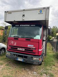 Camion Eurocargo 2002 - Attrezzato per mercati
