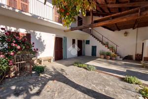 CASA SEMINDIPENDENTE A CUMIANA