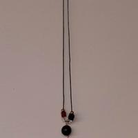 Collana Vintage Artigianale Nera e Rossa