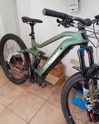 Bici elettrica haibike in carbonio