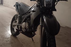 Yamaha XT 125