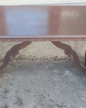 Tavola e credenza