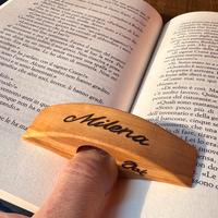 Ferma libro in legno di ulivo