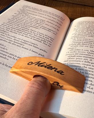 Ferma libro in legno di ulivo