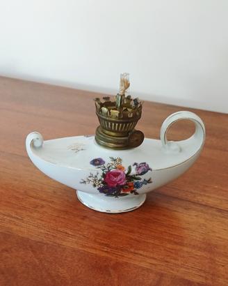 Piccola lampada ad olio in ceramica