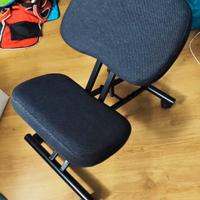 Sedia Ikea EIFRED con appoggio per ginocchia