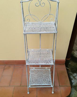 scaffale in metallo vintage 