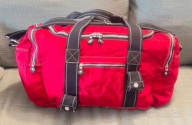 Borsa da viaggio colore rosso c/p.ombrello esterno