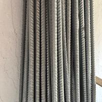 Pali in ferro zincati