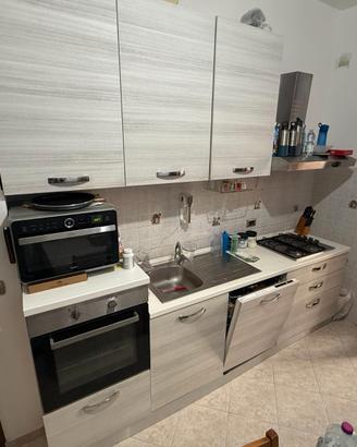 cucina lineare modello Athena di Mndo Convenienza