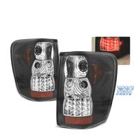FANALI JEEP GRAND CHEROKEE 99-05 LED NERI