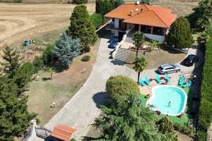 VILLA SINGOLA A MONTEFIASCONE