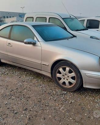 Mercedes clk w208 per ricambi