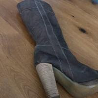 Stivali in vera pelle vintage n 37 piccolo