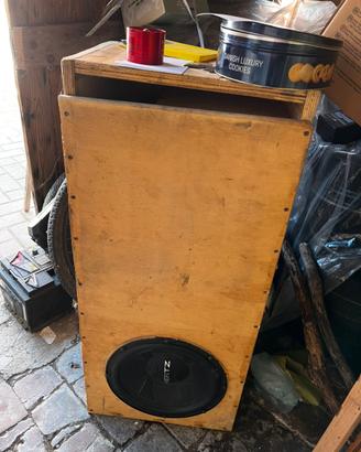 Cassone per subwoofer
